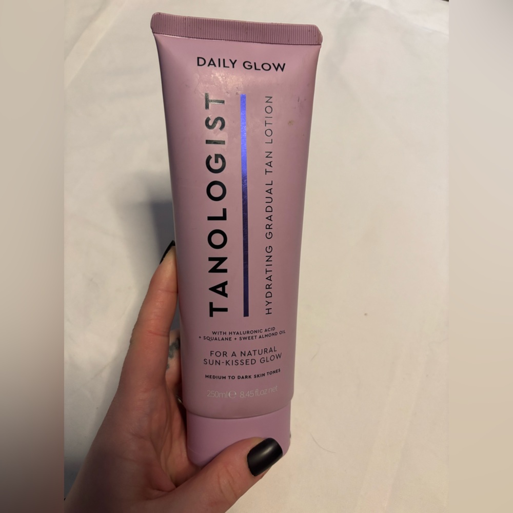 Tanologist Hydrating Gradual Tan Lotion
